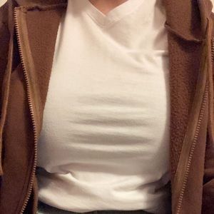 White v neck t shirt